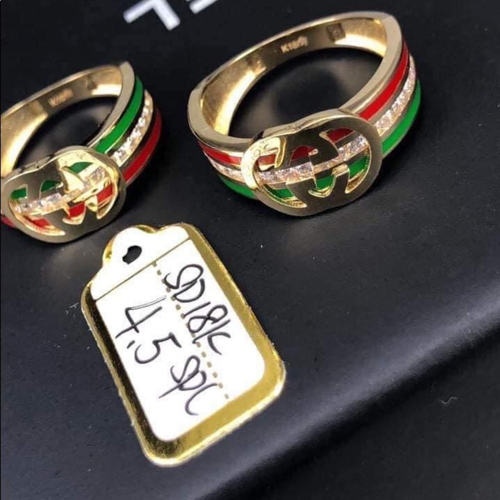 18k Saudi gold  ring